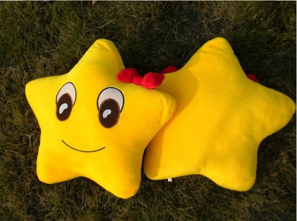 QQ空间签名黄星星表情 情侣抱枕两款 毛绒玩具