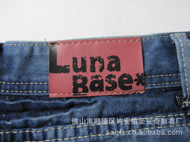 【2013年初夏女式<em>牛仔</em>裤<em>牛仔短裤裙连体</em>时尚