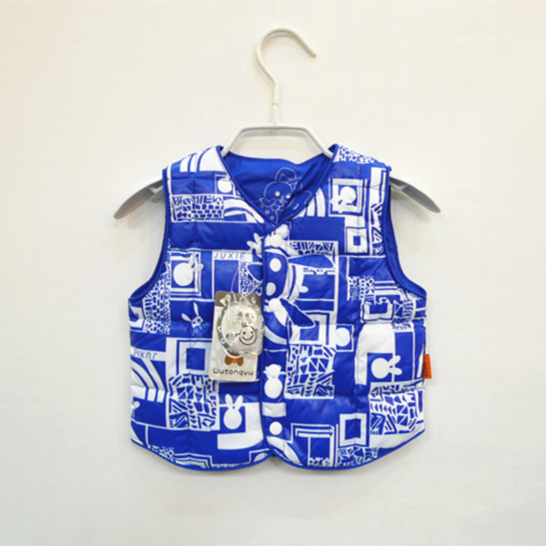 【2013新款 糖果色儿童<em>卡通羽绒马甲</em> 童装<em>批发</em>