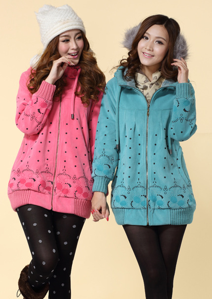 2013新秋冬装修身甜美卡通长款<em>卫衣少女装</em>大