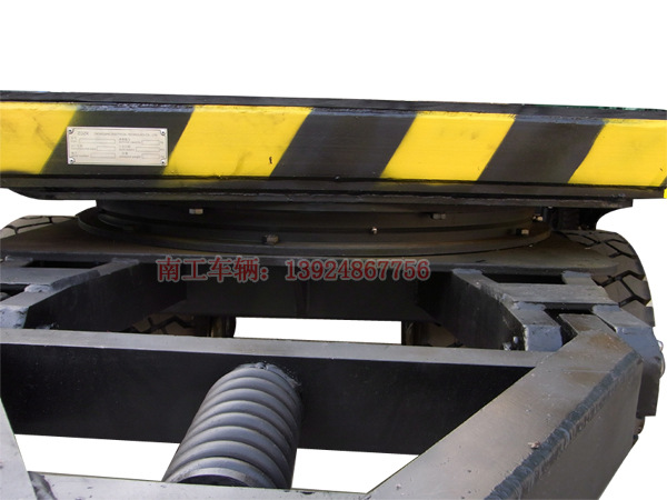 15吨橡胶面板拖车