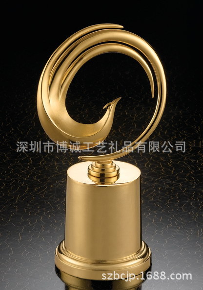 金属奖杯凤