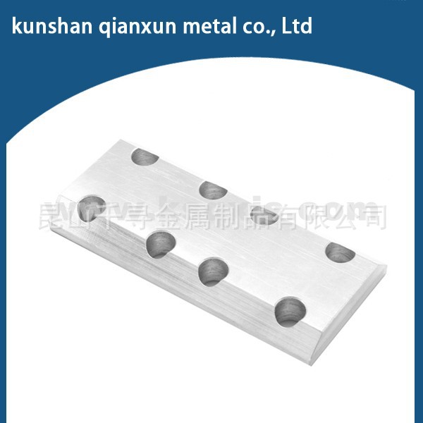 铣床、CNC加工中心、数控铣床工件、精密五金配件加工