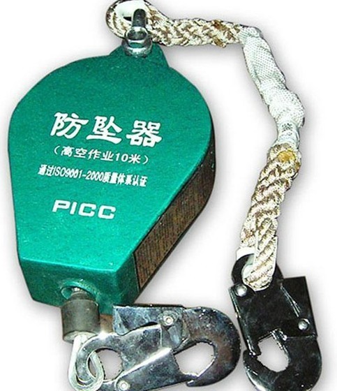 双锁止防坠器到底是怎样一回事？