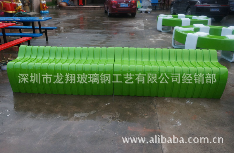 长条休闲椅--绿色条纹