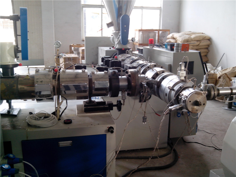 塑料管材设备-多层PVC塑料管材制造机器 塑料