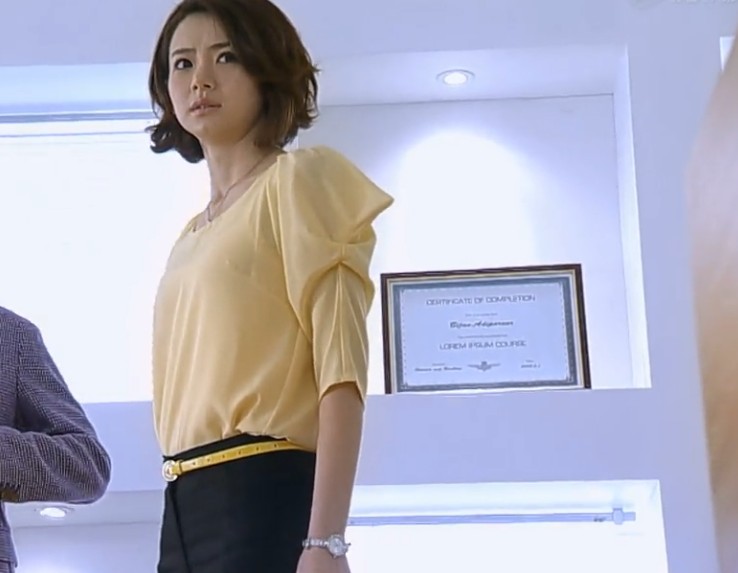 【爱情自有天意 戚薇 同款 韩版黄色 个性泡泡袖