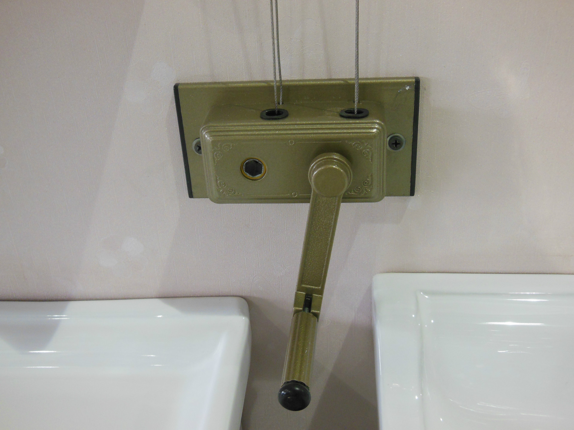 【晾衣架批发 艾尚伊9815香槟色 升降晾衣架】