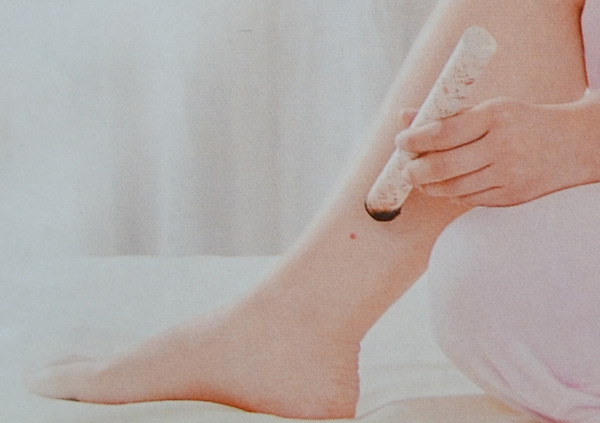 女人艾灸必灸的保健穴,三阴交穴与气海穴