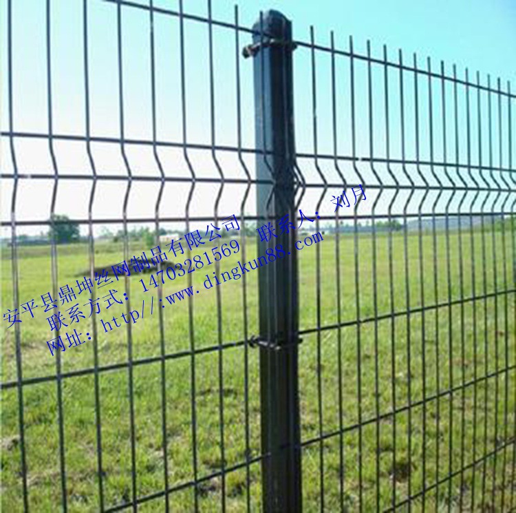 波浪护栏网