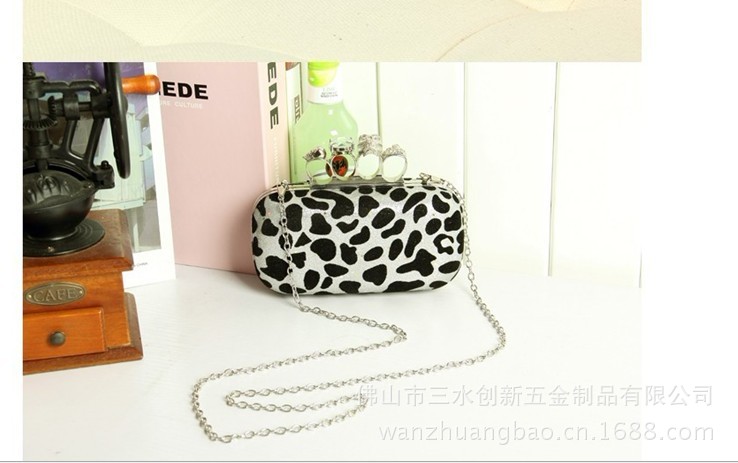 2013新款女包 欧美时尚晚宴包 骷髅头晚宴包