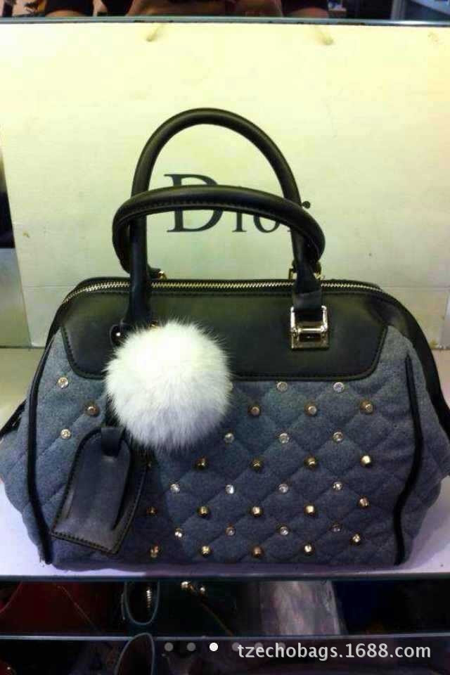 Handbag A543