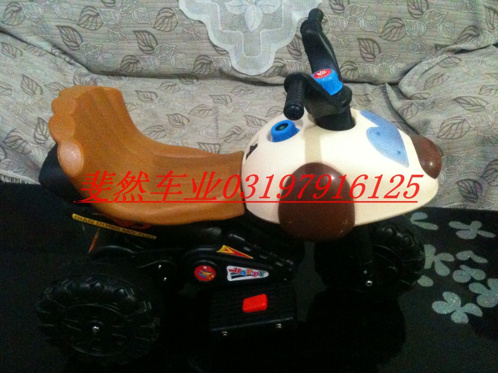 新款吹塑加大太空狗儿童电动摩托车新品上市!