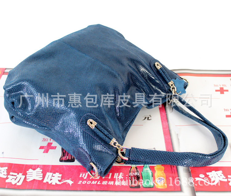 H103002 (4)