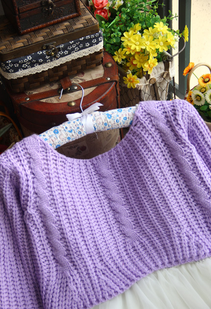 批发采购女式<em>毛衣</em>-秋冬新款甜美日系<em>搭配</em>纯色