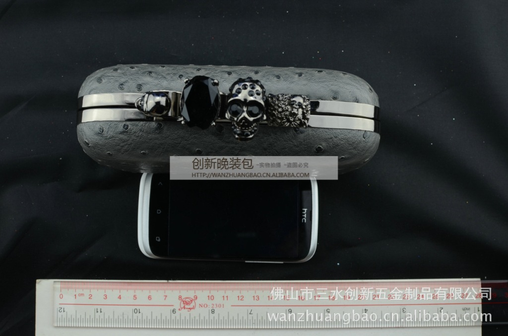 选购包包时，一定要参照尺寸介绍