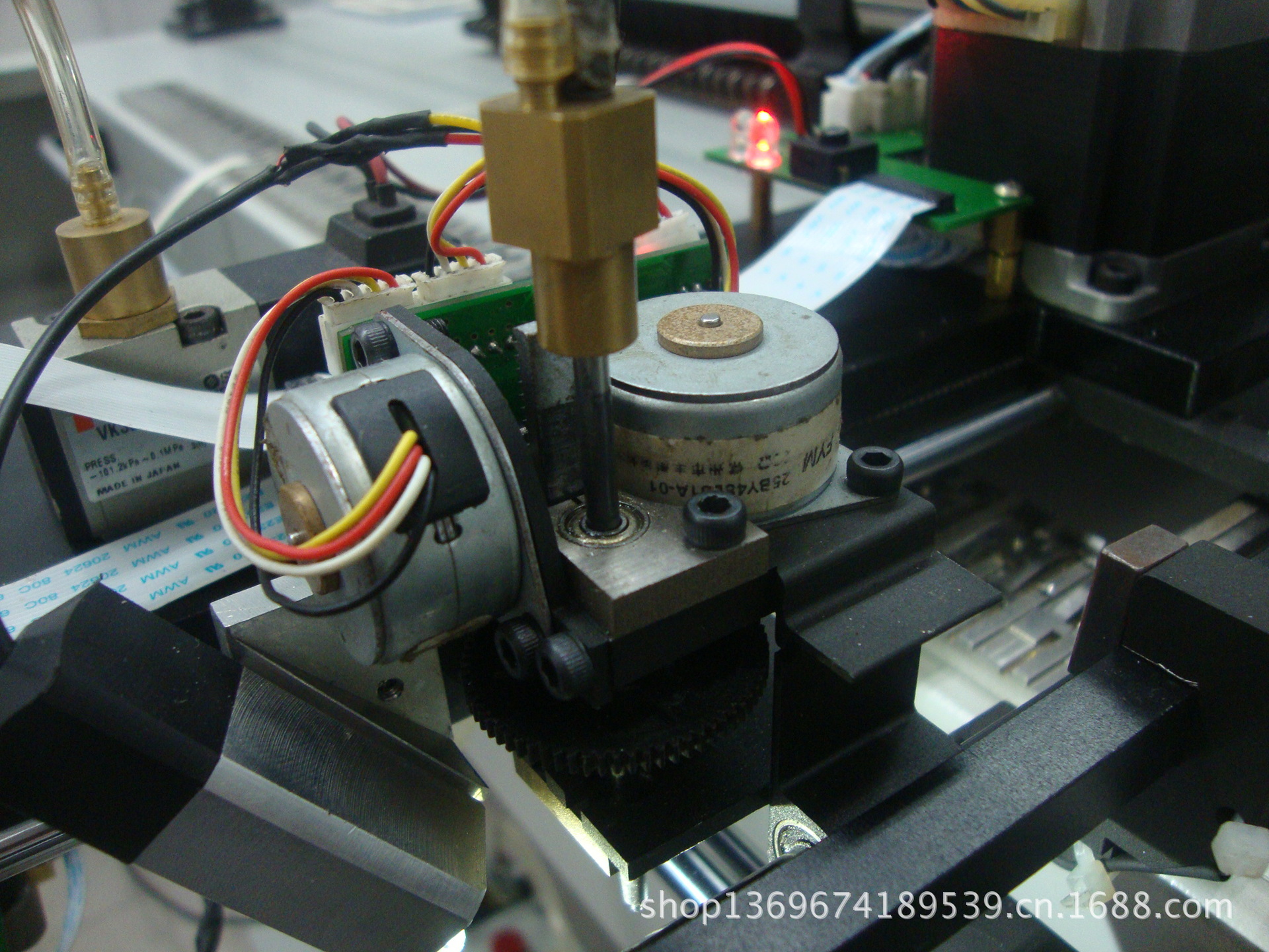 【SMT高效自动贴片机 小型贴片机 深圳贴片机