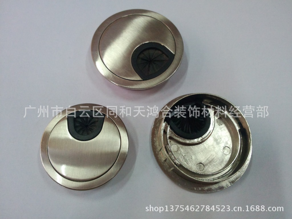 厂家直销亮光拉丝锌合金线盒 带毛防尘线盒 规