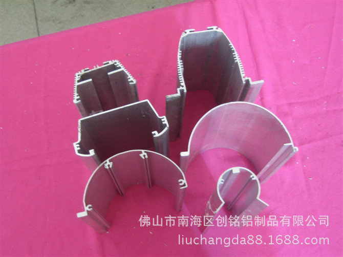 铝型材（6063） 23元每公斤 (50)