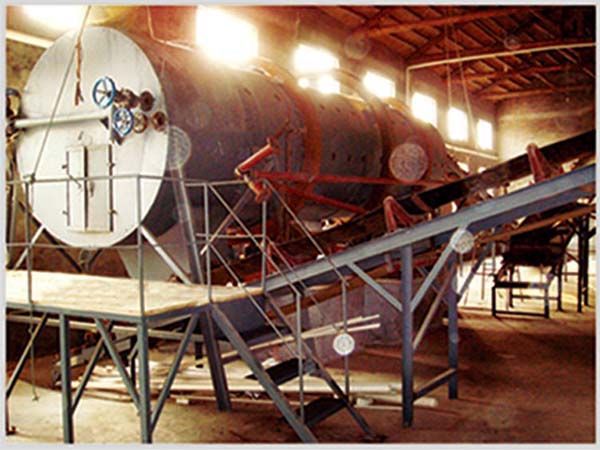 氨化喷浆造粒设备4