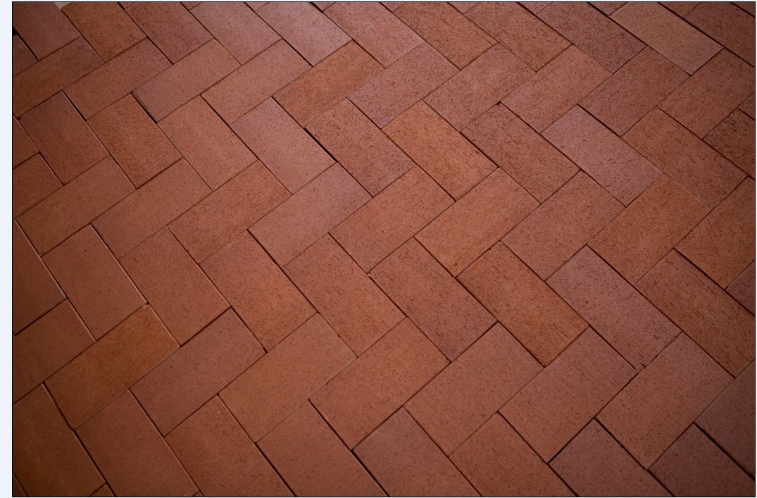 【全国知名品牌】登虹紫砂烧结砖.广场砖 图片