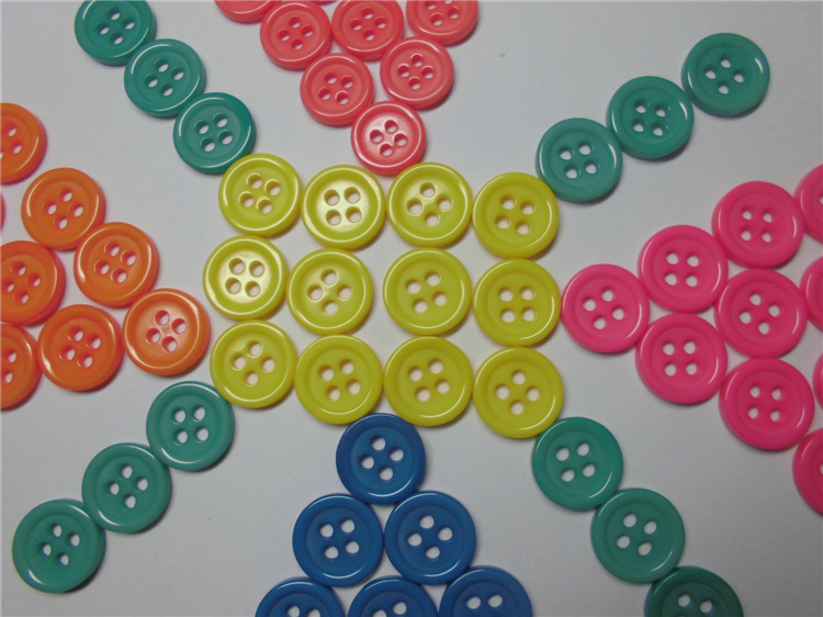 钮扣厂家直销 款式<em>多种多样</em>时装扣子 风衣大号