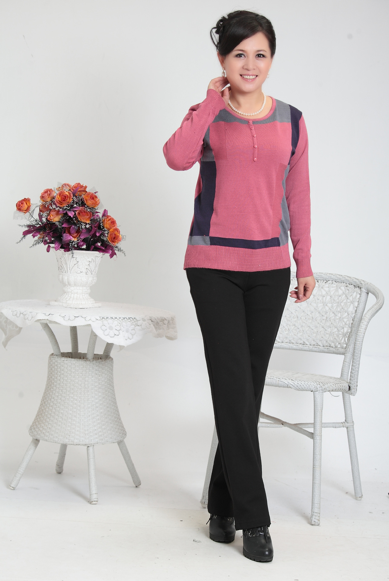 【2013秋装<em>中老年女装针织衫</em> 中年女式妈妈装