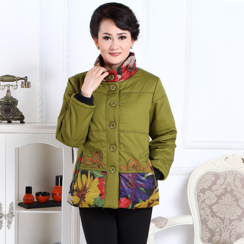 中老年女装<em>棉衣中年妇女冬装</em>保暖棉服<em>外套</em>大码