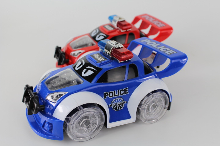 电动玩具 电动警车 万向车明轮带灯光警车声 电