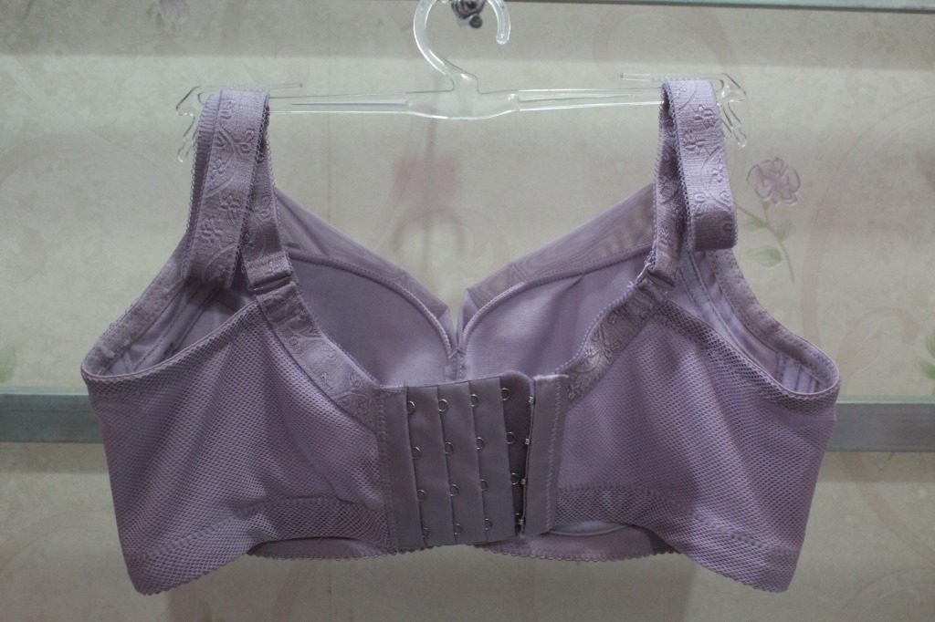 【内衣批发聚拢防走光调整型<em>文胸</em> <em>超市</em>淘宝热