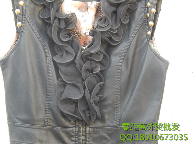 【2013外贸原单木耳领花边<em>拼接式</em>PU<em>马甲</em>连衣