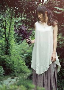 【<em>短袖配马甲</em>】<em>短袖配马甲</em>价格/<em>图片</em>_<em>短袖配马</em>