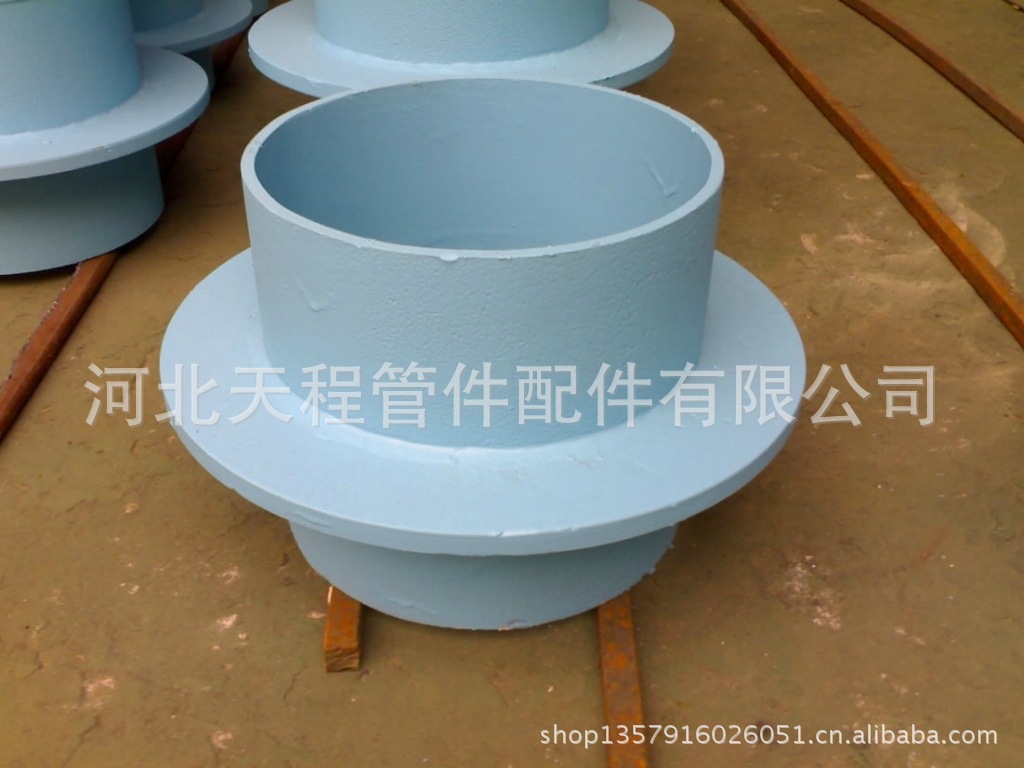 供应消磁防水套管,止水板焊接穿墙铁件图片,供