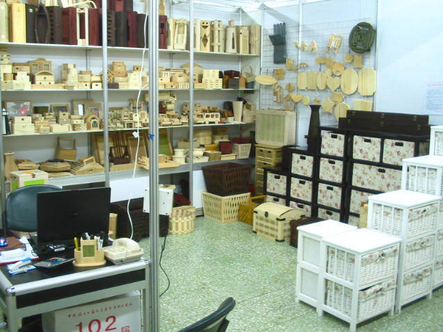 883437953_1198095322