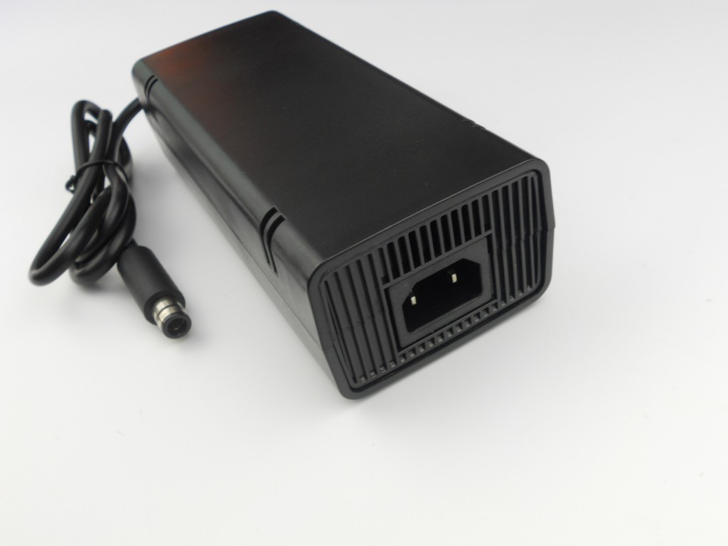 产品 XBOX360E 薄机电源适配器 火牛 充电器