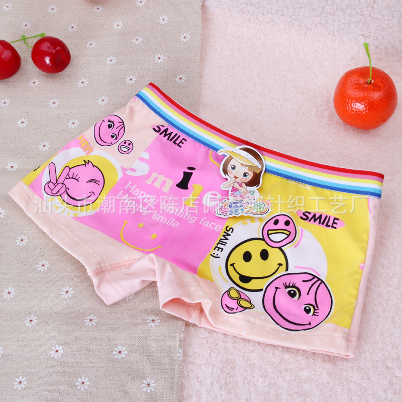 <em>外贸</em>弹力<em>棉内裤批发</em> 可爱笑脸儿童内裤 女童平