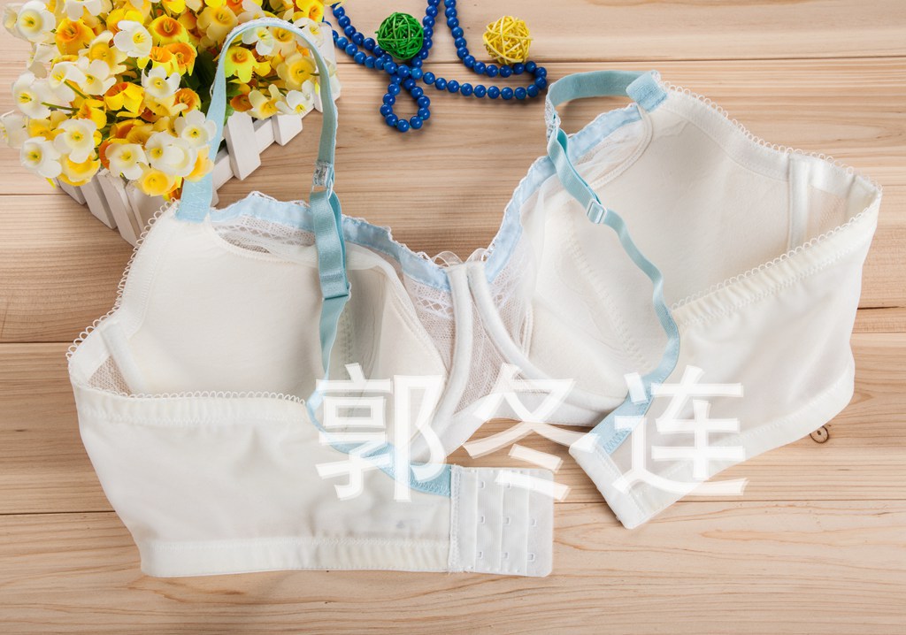 <em>外贸</em>大码<em>文胸</em> <em>薄杯</em> 蕾丝花边大杯内衣 - <em>外贸</em>大