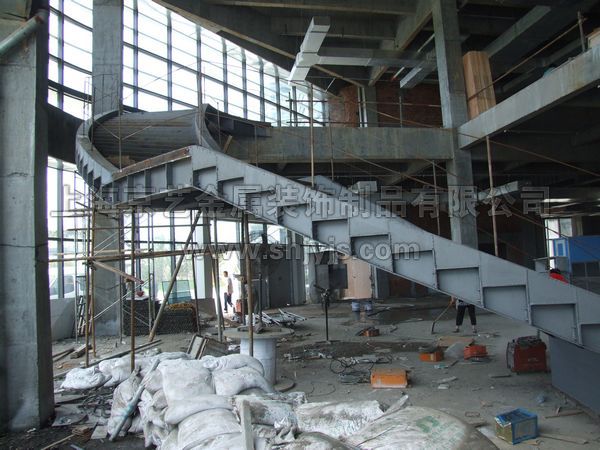 大型弧形钢结构楼梯在杭州海创园的应用之二