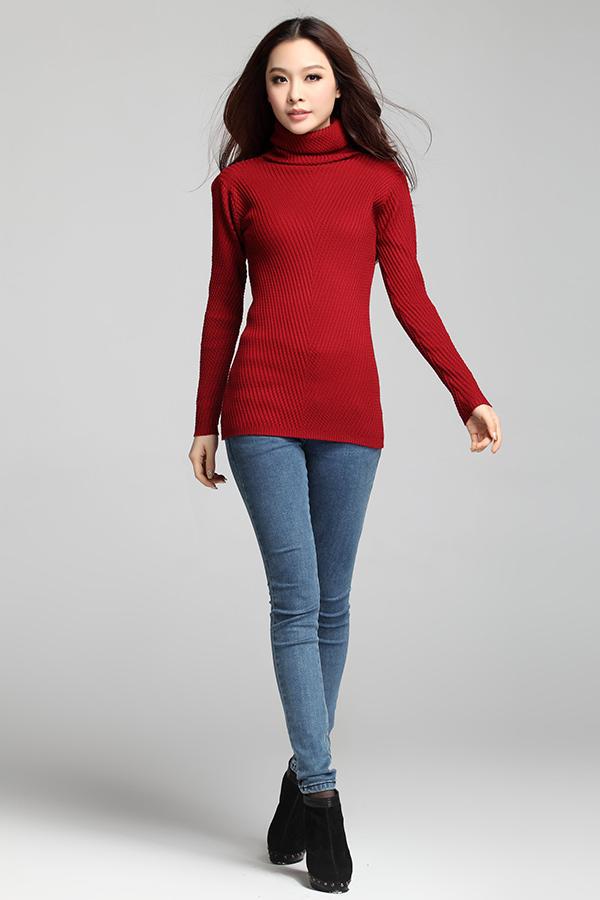 【韩版女装<em>长款毛衣</em> 针织衫 简约时尚特色纹理