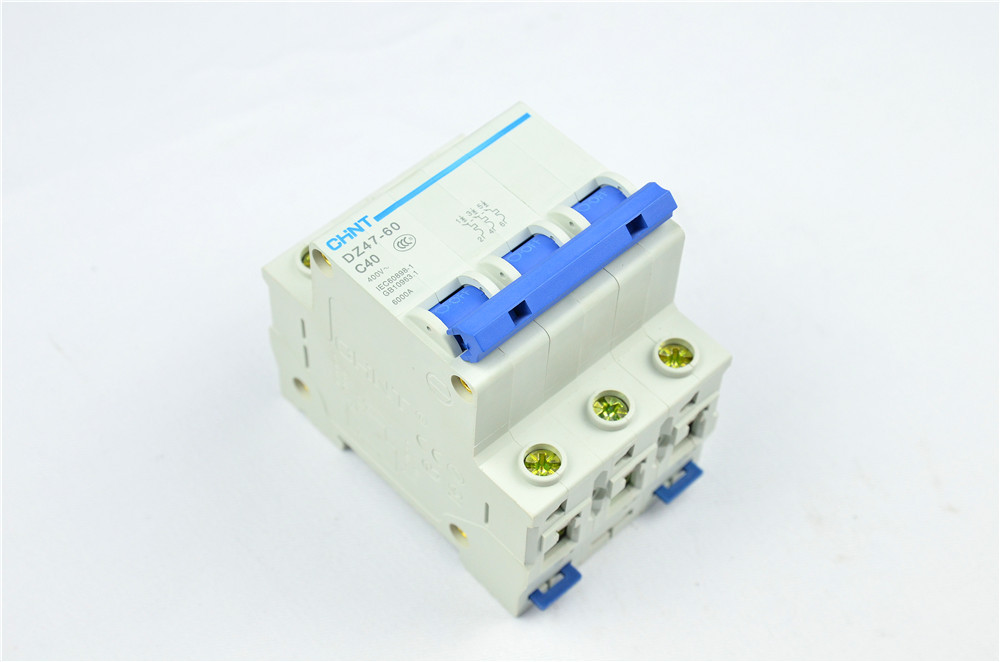 低压电器 分类断路器 小型断路器 型号DZ47-6