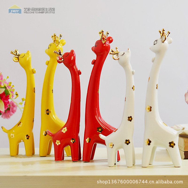 批发供应 陶瓷工艺品 家居装饰品摆件 淘宝热销情侣梅花鹿摆设