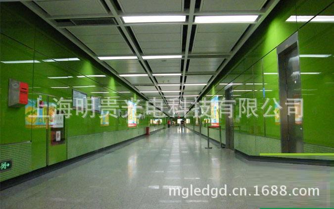 LED平板燈 應用於地下室 地鐵人行通道