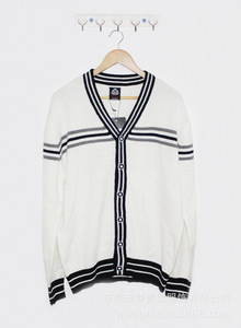 【<em>男毛衣外套搭配</em>】<em>男毛衣外套搭配</em>价格/图片