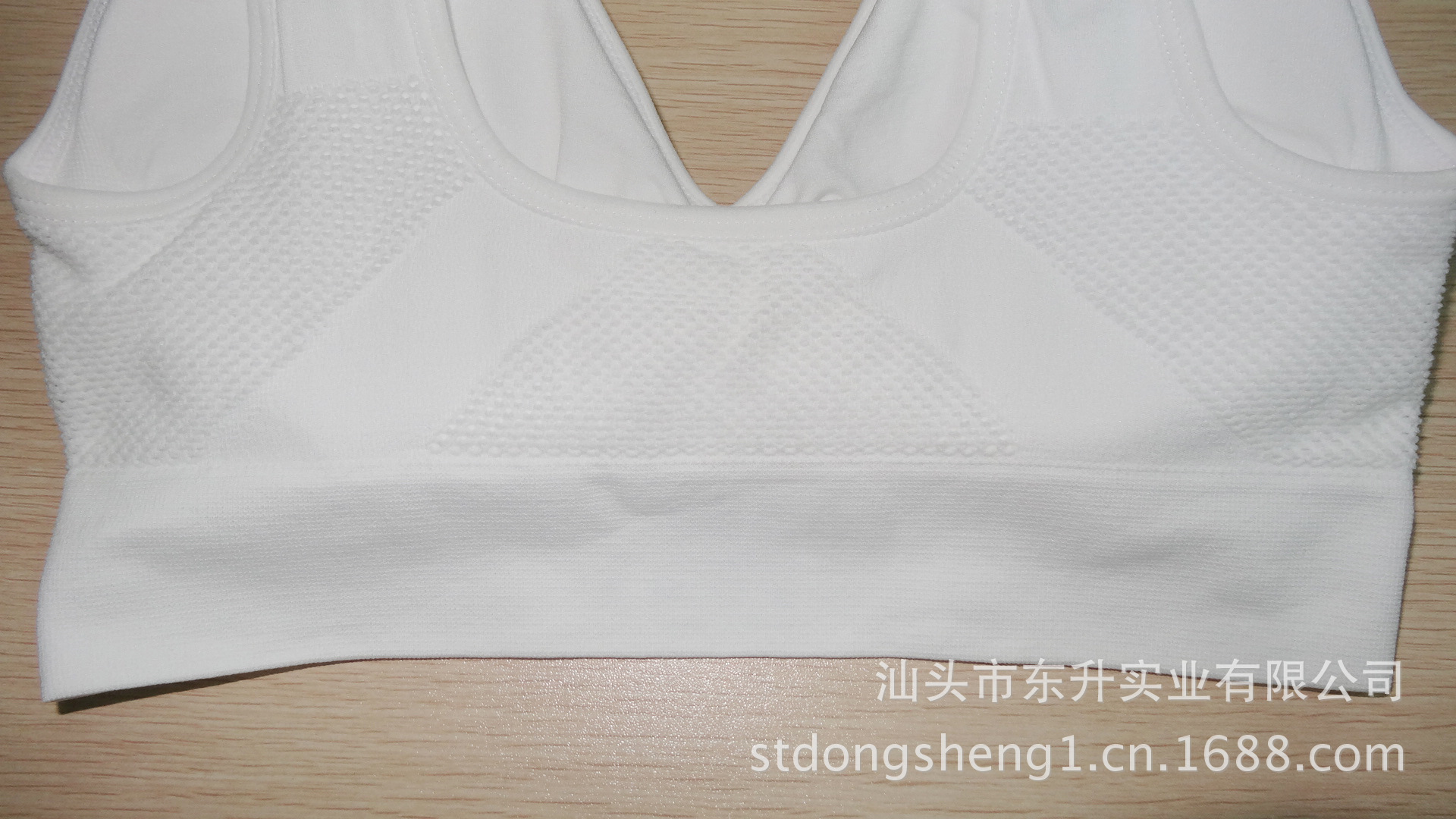 B18背面細節1