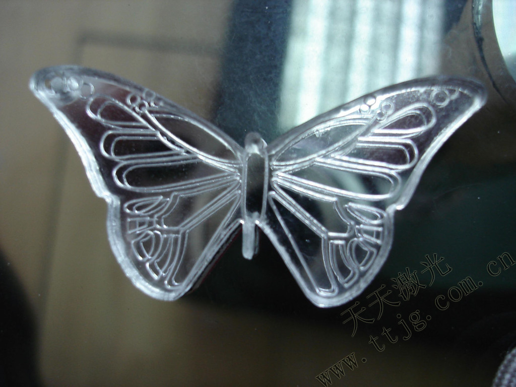 激光切蝴蝶