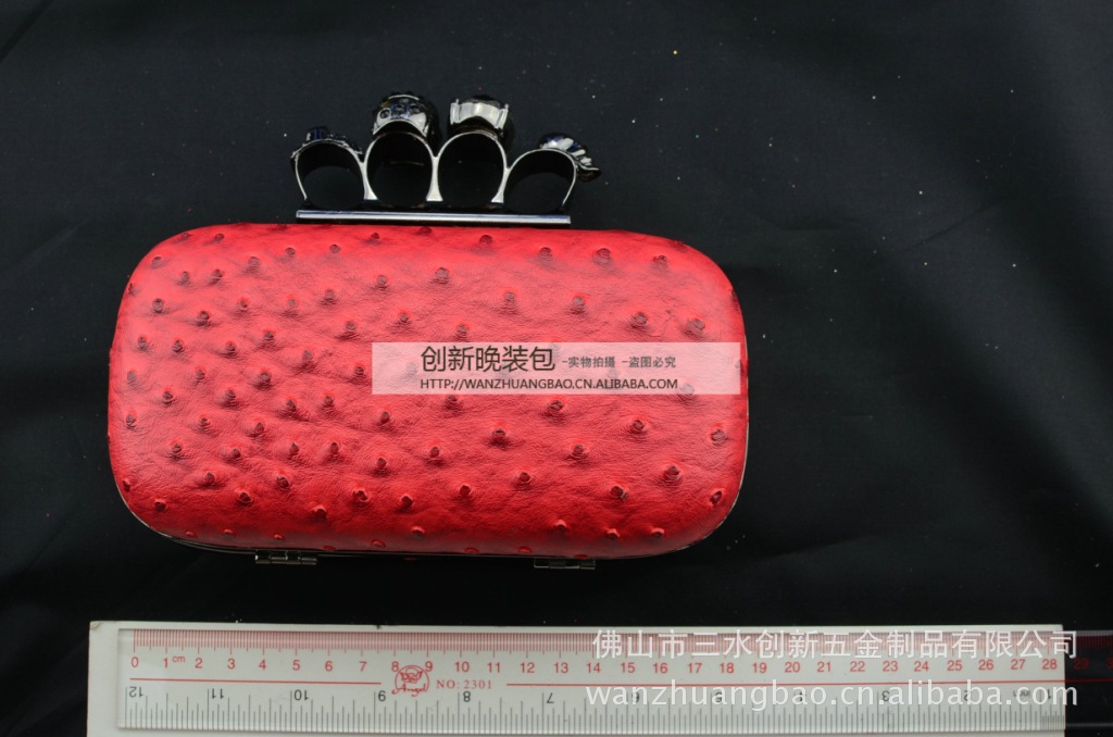 厂家供应最新设计百搭晚装硬盒包