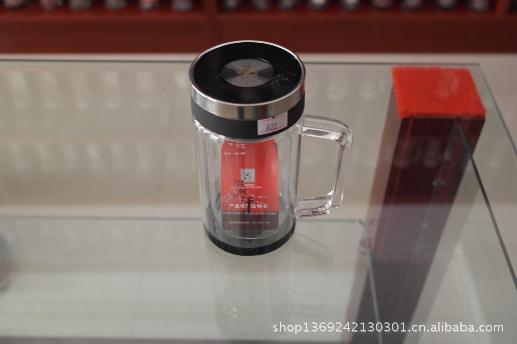 各种精品水晶杯、玻璃杯、保健杯、不锈钢保温杯等