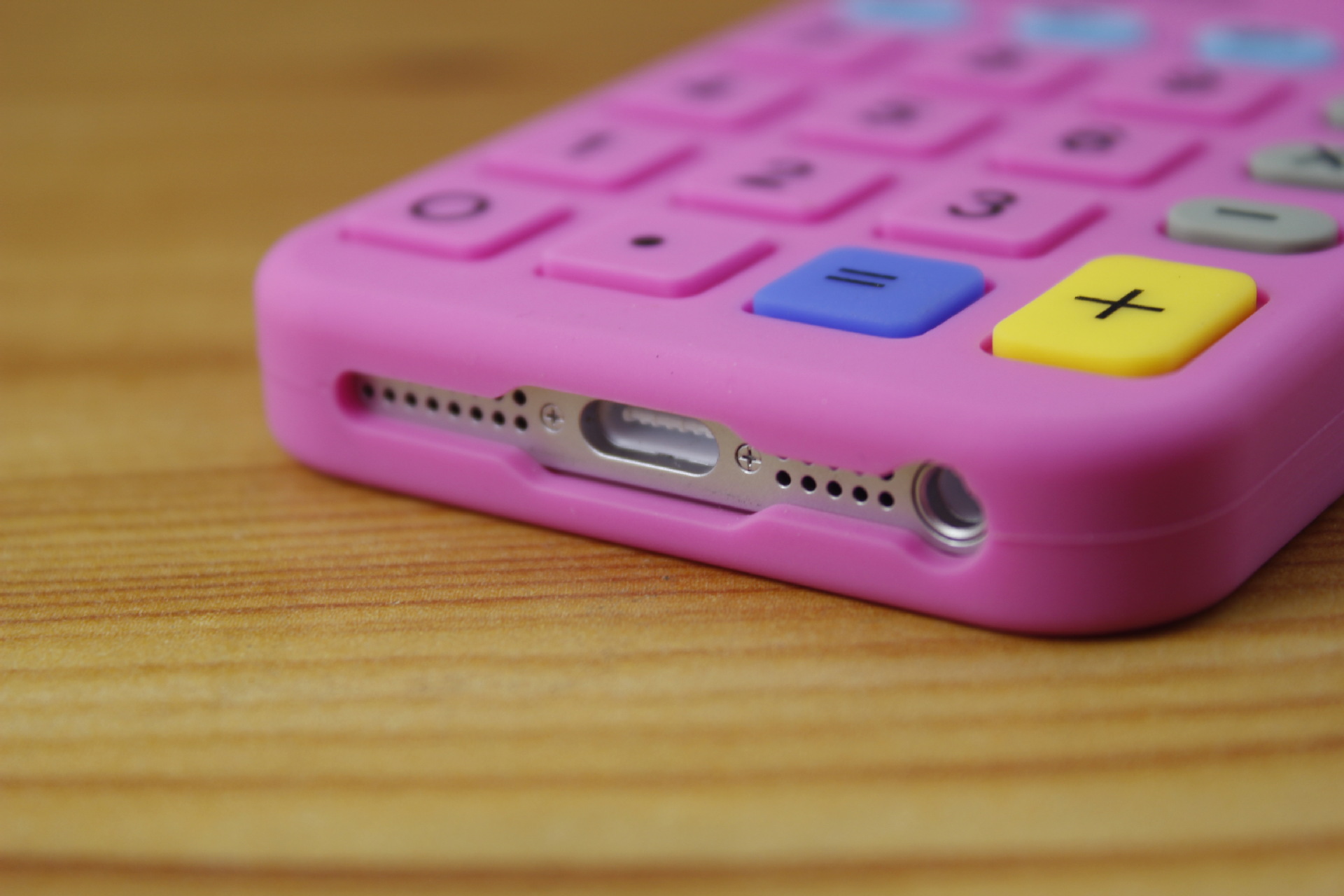 【厂家直销 Iphone5计算器硅胶手机壳 苹果4G
