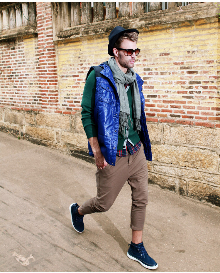 【黑骑 <em>马甲</em> 男 <em>马甲</em>男 羽绒棉<em>马甲</em> 户外<em>马甲</em> 一