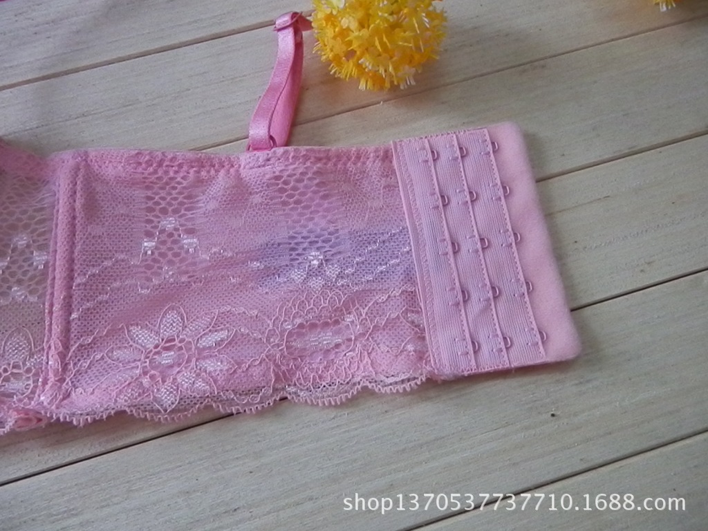 批发外贸原单<em>尾货文胸</em> 外贸塑身内衣 聚拢半杯